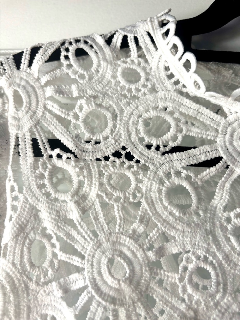 Nordstrom Rack White Lace Crochet Two-Piece Set - Top & Shorts - Picture 6 of 16